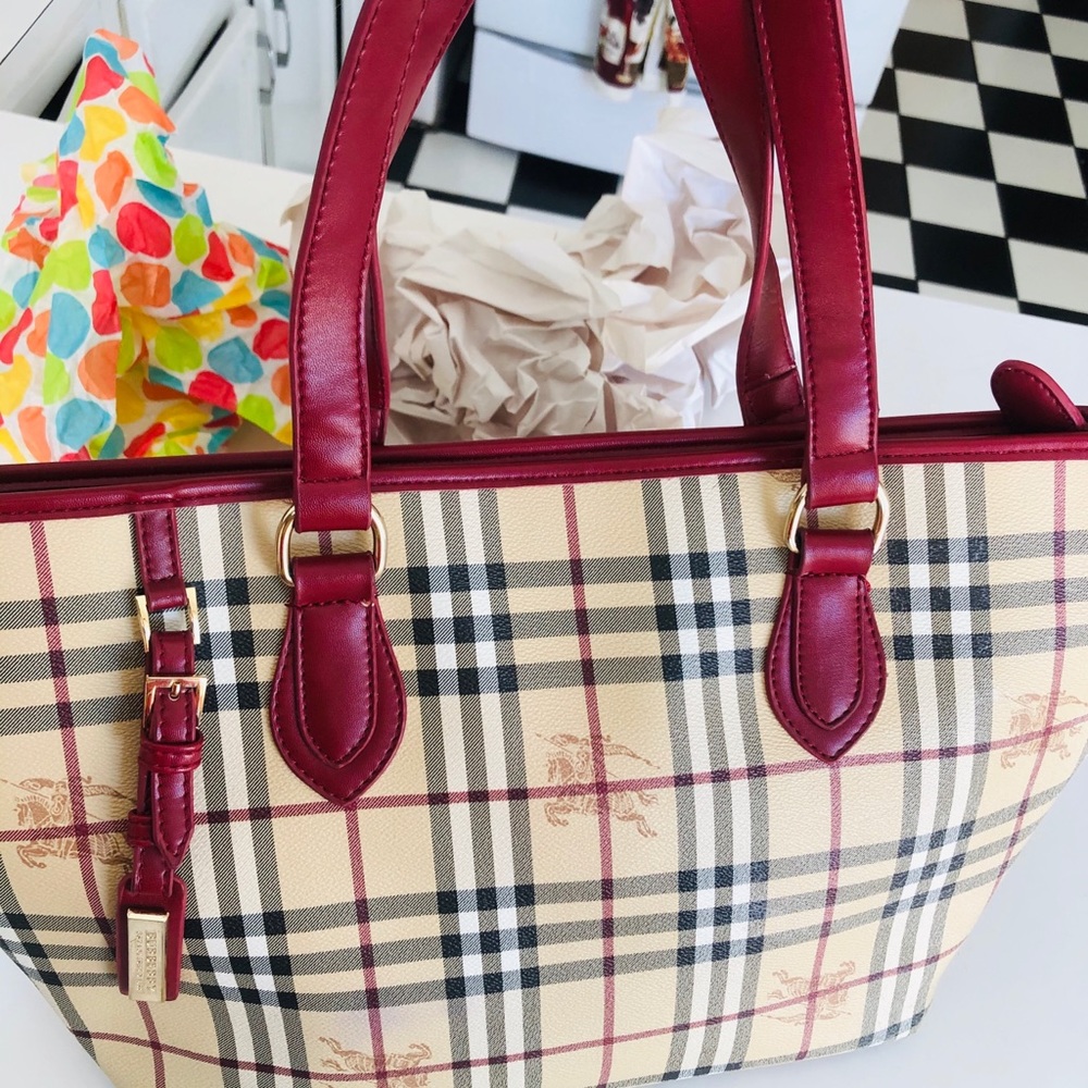 Burberry Vintage Large Leather Tote Bag